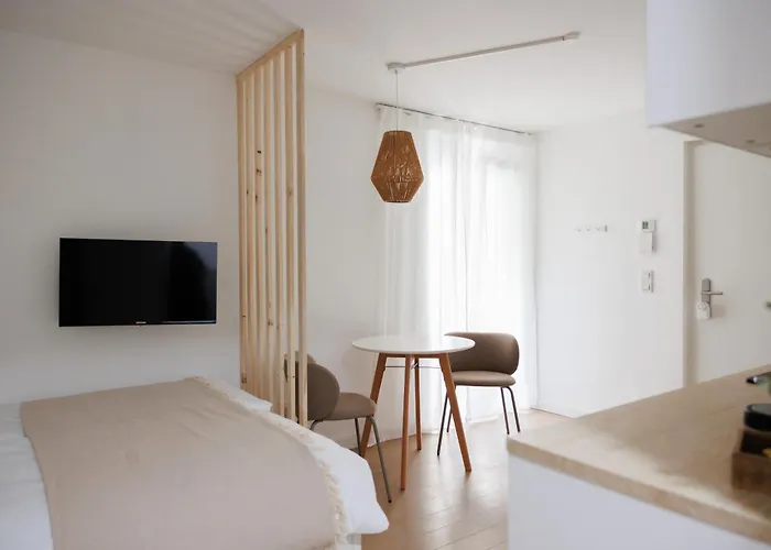 Boho With Terrace - Augarten - 10 Min To Center فيينا